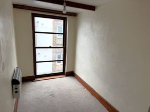 Photo 7- click for photo gallery